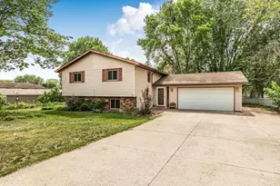 2156 Morningside Dr NE, Saint Cloud, MN 56304 - Photo 1