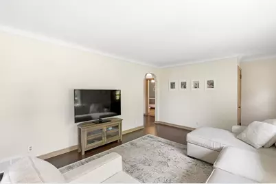 582 36 1/2 Avenue NE, Minneapolis, MN 55418 - Photo 4
