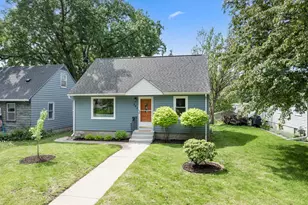 582 36 1/2 Ave NE, Minneapolis, MN 55418 - Photo 1