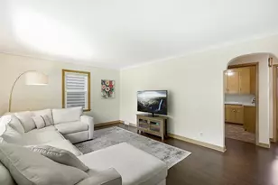 582 36 1/2 Ave NE, Minneapolis, MN 55418 - Photo 2