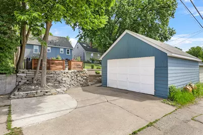 582 36 1/2 Avenue NE, Minneapolis, MN 55418 - Photo 26
