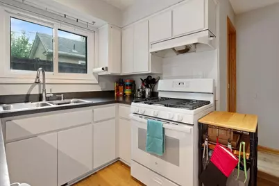 3805 E 45th Street, Minneapolis, MN 55406 - Photo 2
