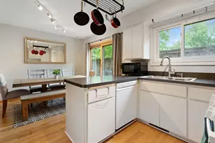 3805 E 45th St, Minneapolis, MN 55406 - Photo 10