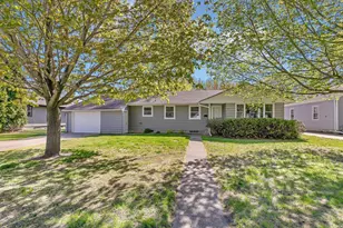 709 S Miller Ave, Litchfield, MN 55355 - Photo 1