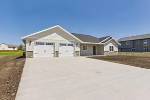 315 11th Street SE, Freeport, MN 56331 - Photo 8