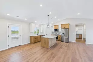 315 11th Street SE, Freeport, MN 56331 - Photo 10