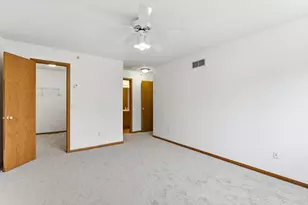 11256 Providence Ln, Eden Prairie, MN 55344 - Photo 18