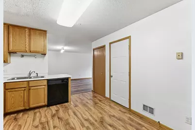 11256 Providence Lane, Eden Prairie, MN 55344 - Photo 14