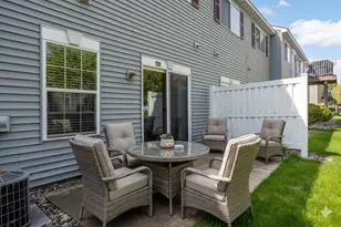 6869 Folkestone Rd, Apple Valley, MN 55124 - Photo 20