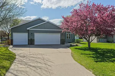 1403 5th Avenue N, Sartell, MN 56377 - Photo 2