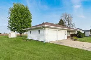 314 N Maple St, Ellsworth, MN 56129 - Photo 4