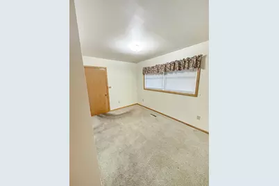 314 N Maple Street, Ellsworth, MN 56129 - Photo 12