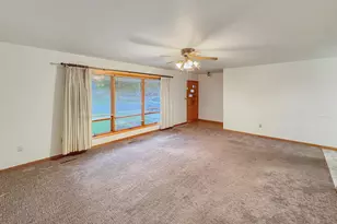 314 N Maple St, Ellsworth, MN 56129 - Photo 8