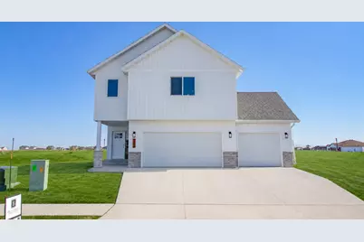 6723 Deer Creek Loop, Horace, ND 58047 - Photo 1