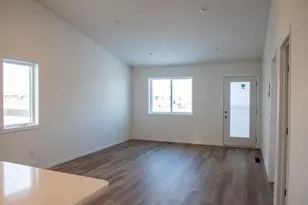 2932 74th Avenue S, Fargo, ND 58104 - Photo 4