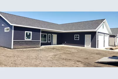 1019 8th Avenue NE, Perham, MN 56573 - Photo 2