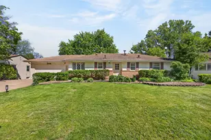 3035 Croft Dr, Saint Anthony, MN 55418 - Photo 2