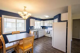 445 Tanager Path, Mankato, MN 56001 - Photo 2