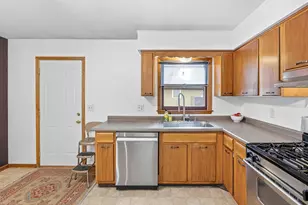 4440 Arthur Pl NE, Columbia Heights, MN 55421 - Photo 6