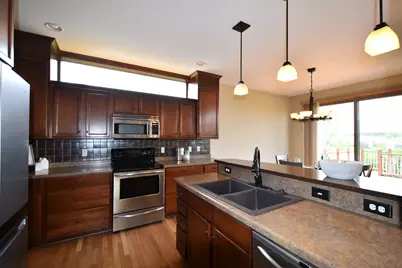 818 Augusta Avenue, Zumbrota, MN 55992 - Photo 8
