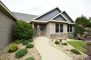 818 Augusta Ave, Zumbrota, MN 55992 - Photo 1