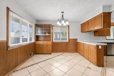 1633 Sherwood Avenue, Saint Paul, MN 55106 - Photo 8