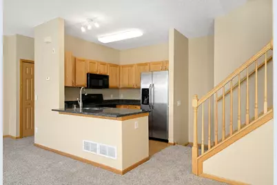 6833 Pine Crest Trl S, Cottage Grove, MN 55016 - Photo 4