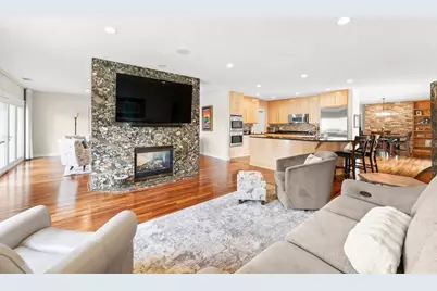 2501 30th Avenue S #201, Fargo,  58103 - Photo 8