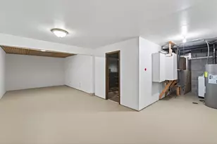 5737 N Highlands Ct, Lake Elmo, MN 55042 - Photo 40