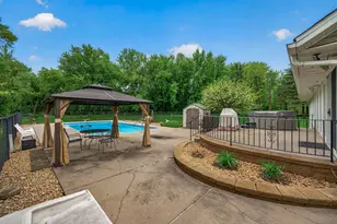 5737 N Highlands Ct, Lake Elmo, MN 55042 - Photo 44