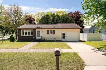503 S 9th Street, La Crescent, MN 55947 - Photo 1