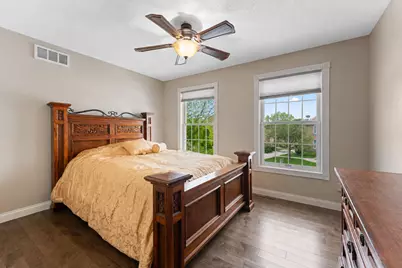 6453 Oxford Road N, Shakopee, MN 55379 - Photo 24