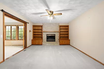 307 14th Place NW, Austin, MN 55912 - Photo 10