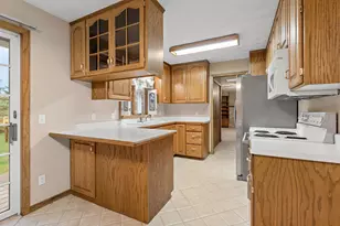 307 14th Pl NW, Austin, MN 55912 - Photo 14