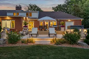 301 22nd St NW, Austin, MN 55912 - Photo 1