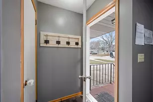 704 Washington Ave, Fairmont, MN 56031 - Photo 2