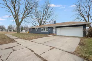 704 Washington Ave, Fairmont, MN 56031 - Photo 36