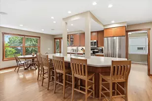 7109 Heatherton Trail, Edina, MN 55435 - Photo 14