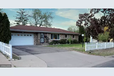 3000 Ohenry Road, Brooklyn Center, MN 55429 - Photo 1