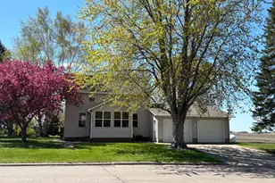 612 2nd St, Lucan, MN 56255 - Photo 1
