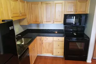78 10th St E, Saint Paul, MN 55101 - Photo 2