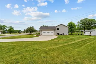 1230 Lenore Way, Fergus Falls, MN 56537 - Photo 8