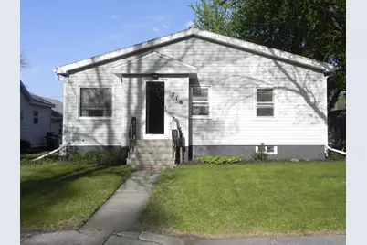 210 7th Street S, Breckenridge, MN 56520 - Photo 1
