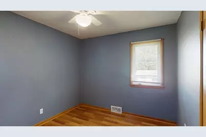 107 9th Avenue NE, Dodge Center, MN 55927 - Photo 18