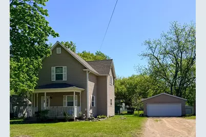 831 S 4th Avenue, Albert Lea, MN 56007 - Photo 1