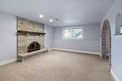 3732 81st Avenue N, Brooklyn Park, MN 55443 - Photo 20