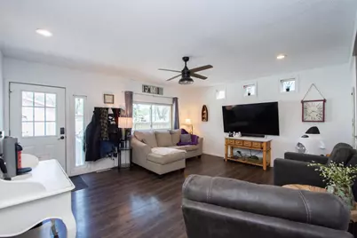 906 14th Street N, Moorhead, MN 56560 - Photo 8