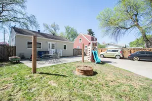 906 14th St N, Moorhead, MN 56560 - Photo 36