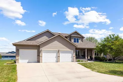 854 32nd Street S, Moorhead, MN 56560 - Photo 1