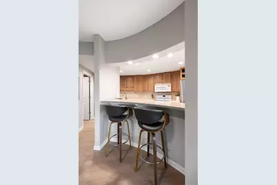 3141 Dean Court #703, Minneapolis, MN 55416 - Photo 8